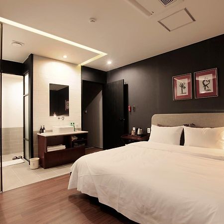 Brown-Dot Hotel Gupo Busan Buitenkant foto