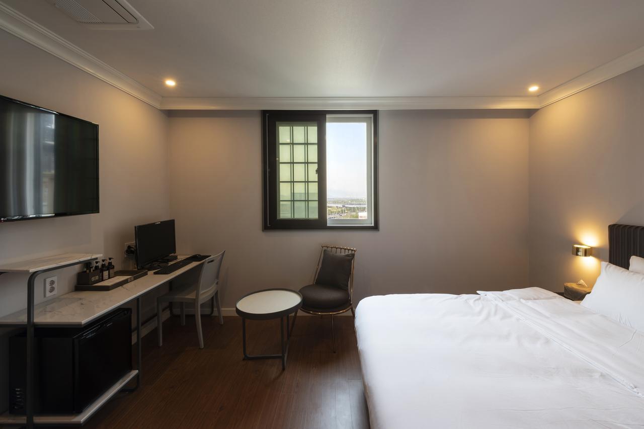 Brown-Dot Hotel Gupo Busan Buitenkant foto