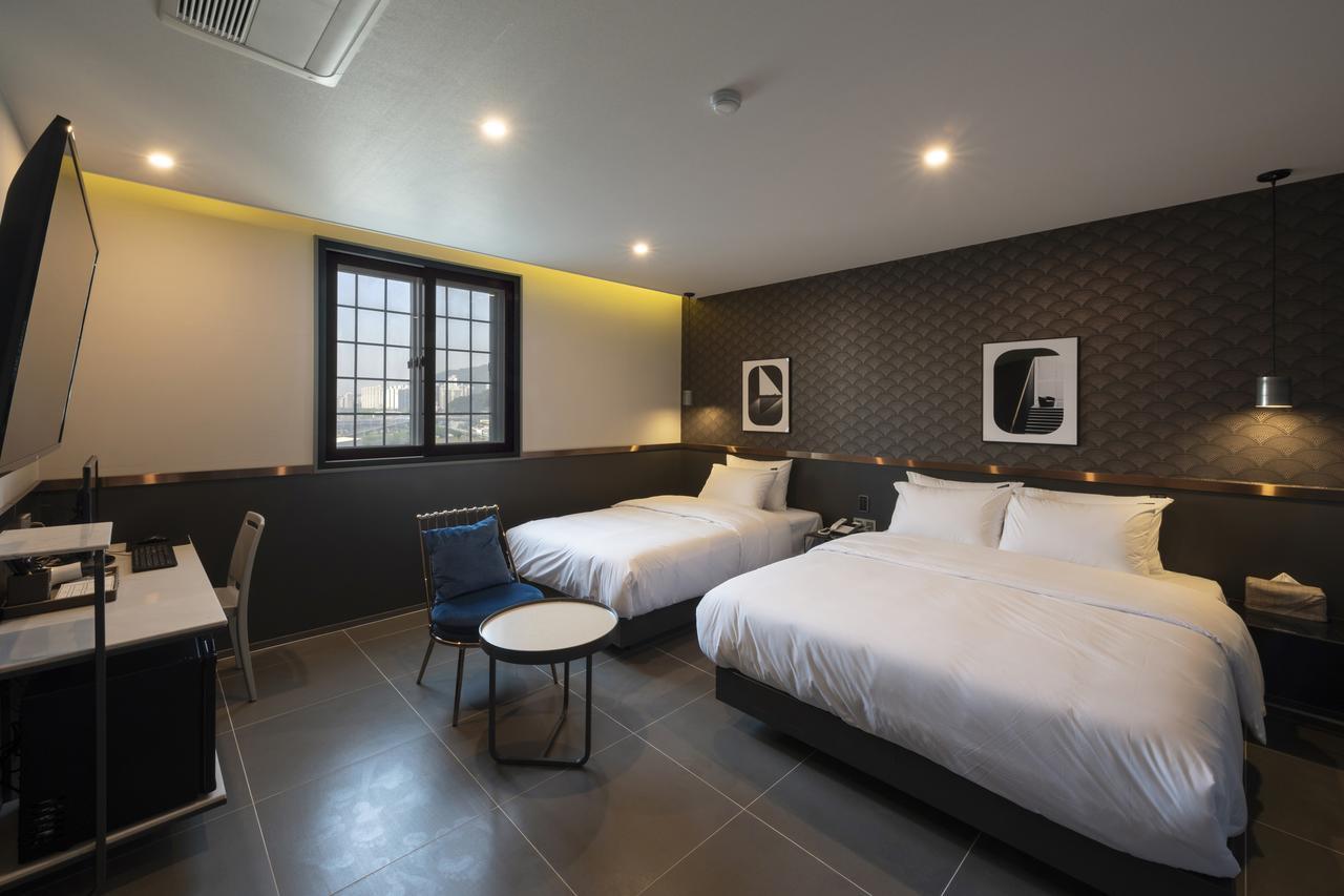 Brown-Dot Hotel Gupo Busan Buitenkant foto